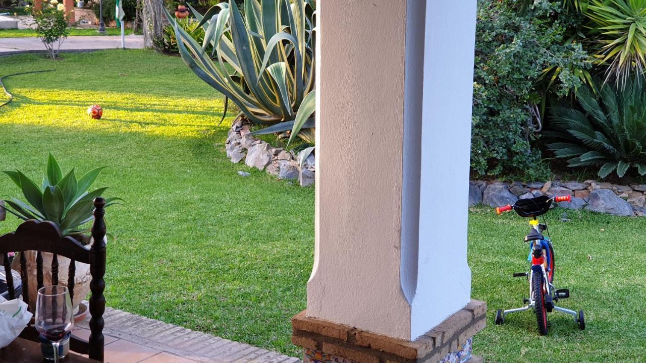 La Casa Del Torreon Panzió Aljaraque Kültér fotó